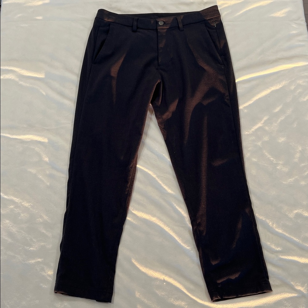 Lululemon Men’s Charcoal Commission Pant 32x26 3/4